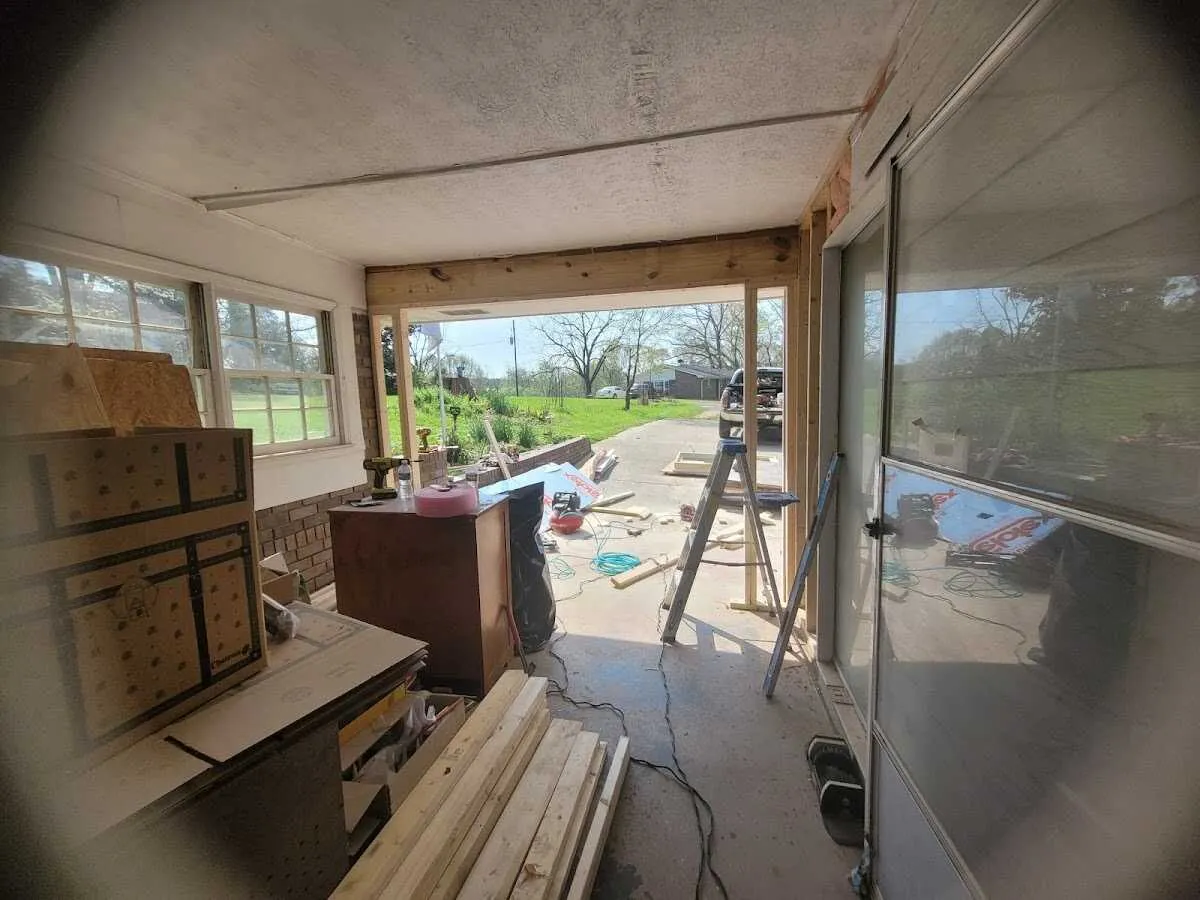 Air movers and dehumidifier for Water Mitigation Services in Naugatuck